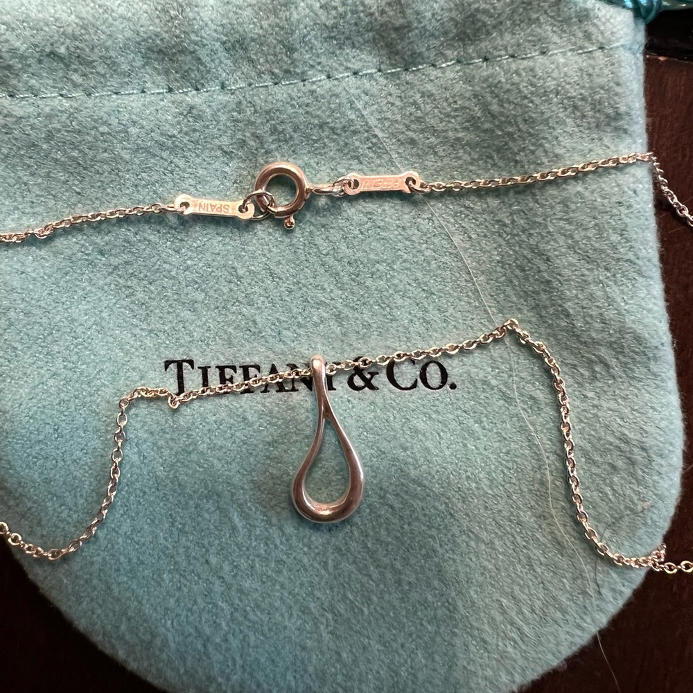 Elsa Peretti Sterling Silver Open Teardrop Pendant Necklace
